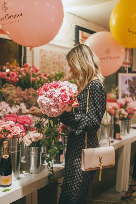 wedding flower bouquet bar 