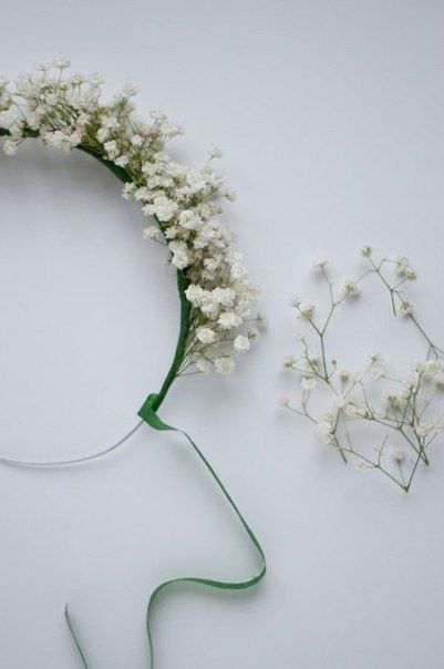 white flower crown 