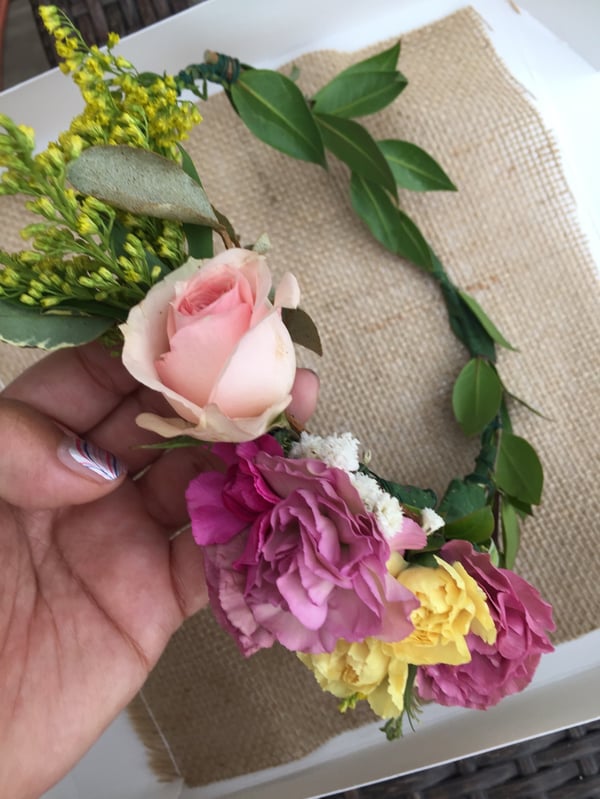 how to make flower crowns with real flowers 