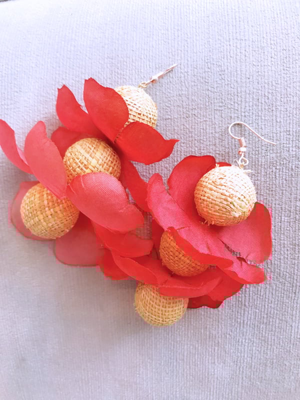 straw flower earrings